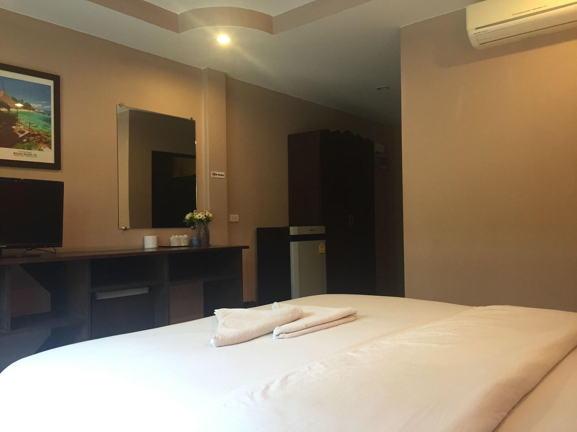 Baan Suan Ta Hotel Ko Tao Bagian luar foto