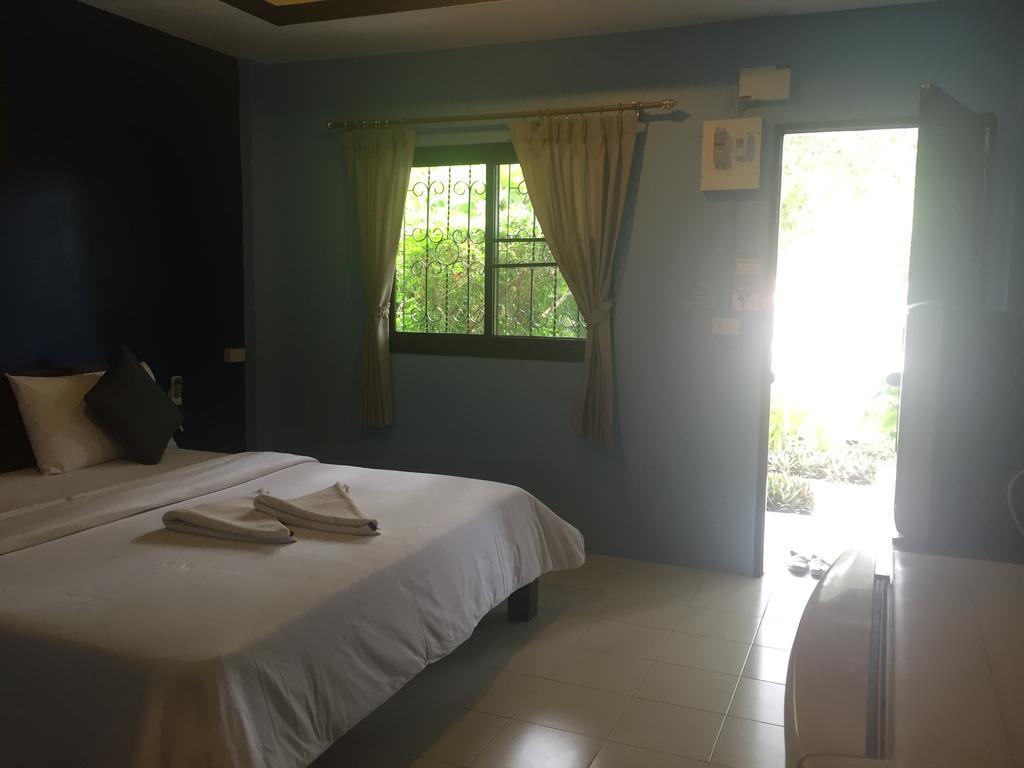 Baan Suan Ta Hotel Ko Tao Bagian luar foto